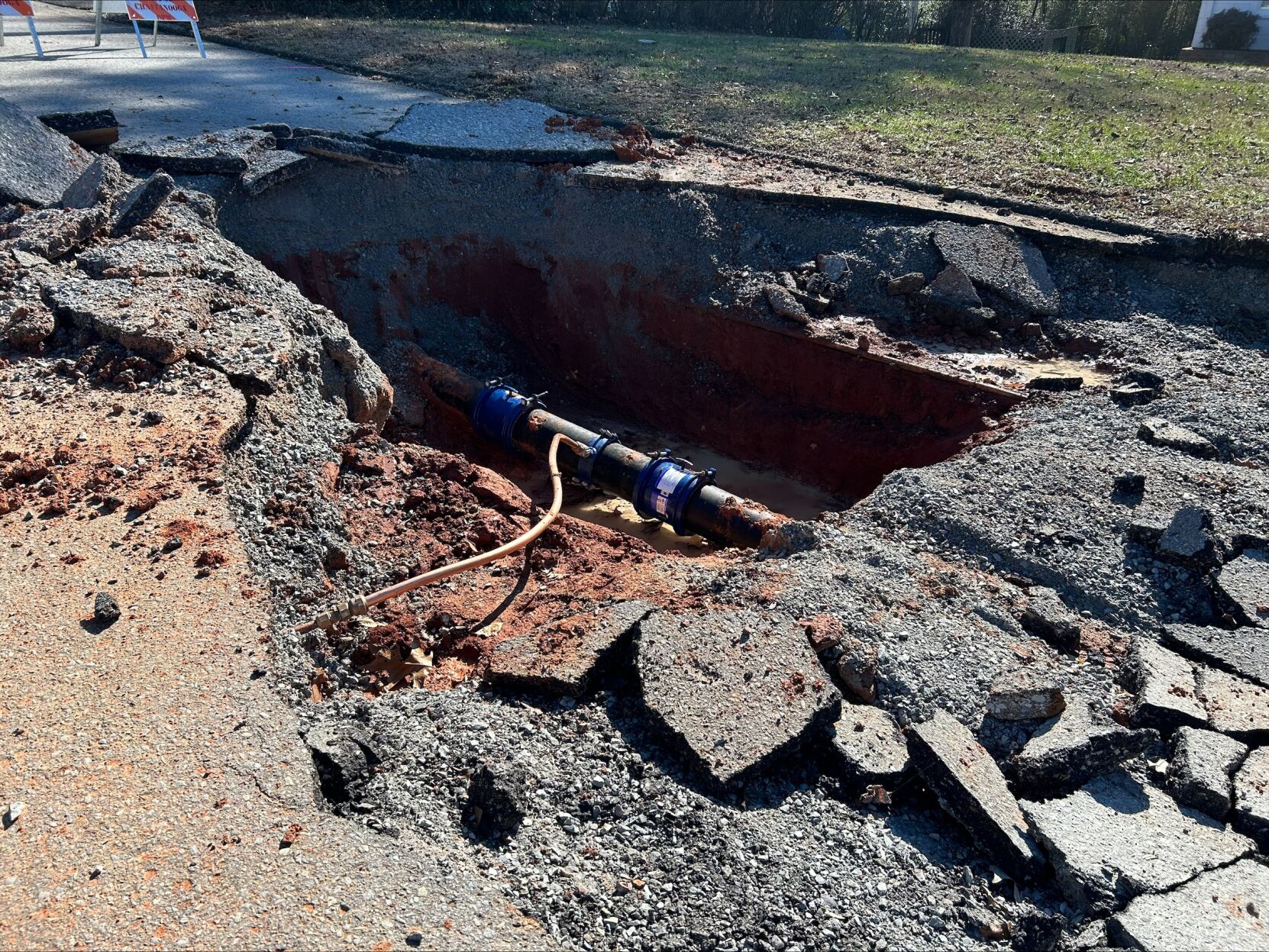 UPDATE: Sinkhole, water main break on Frazier Drive repaired